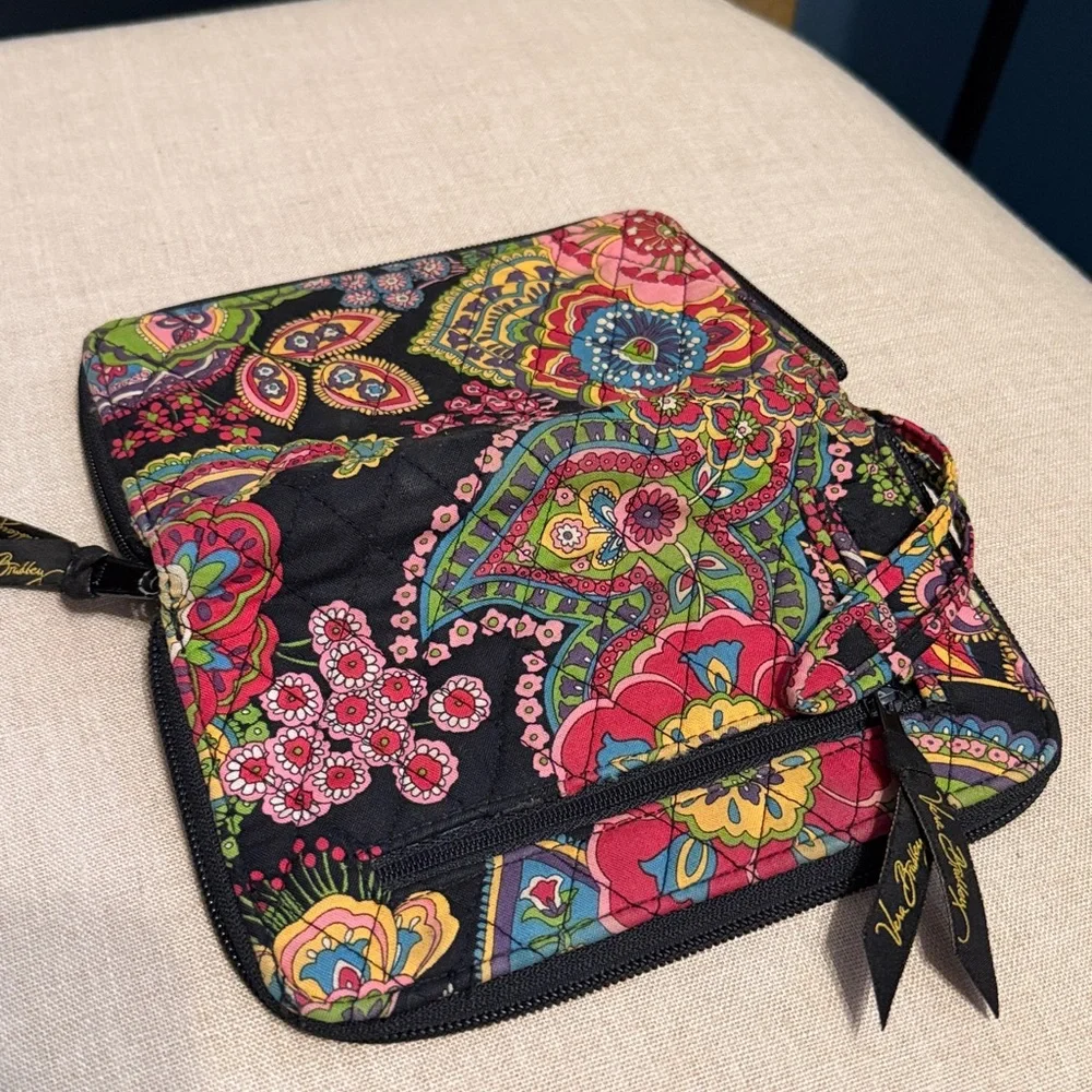 Vera Bradley Black Multicolor Quilted Floral Paisley Wristlet